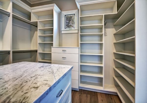 Cleveland Closet and Shelving Service